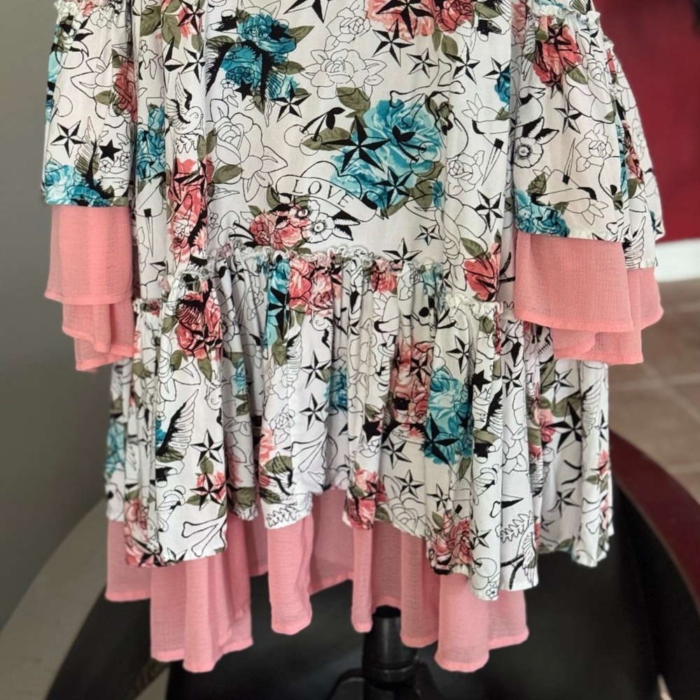 Torrid - Picture 7 of 8
